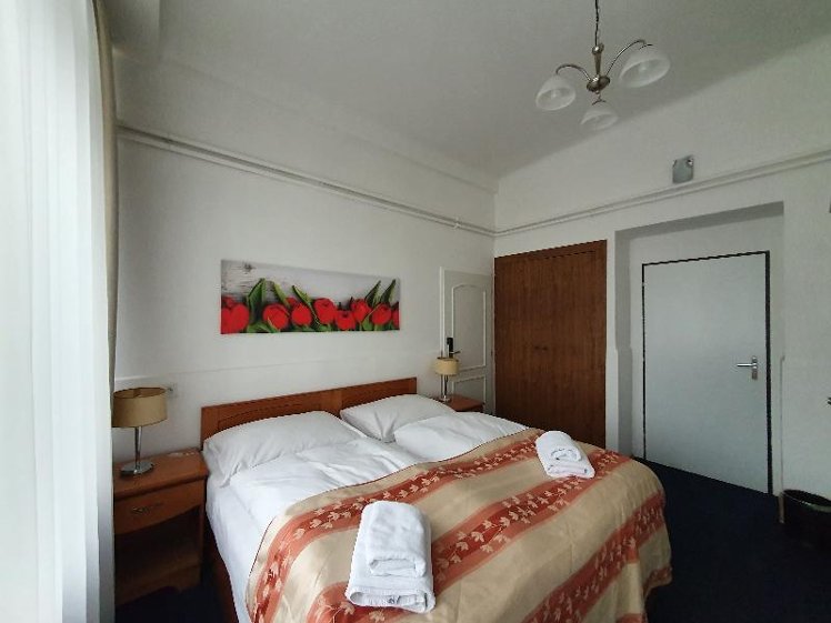 DOUBLE STANDARD Room