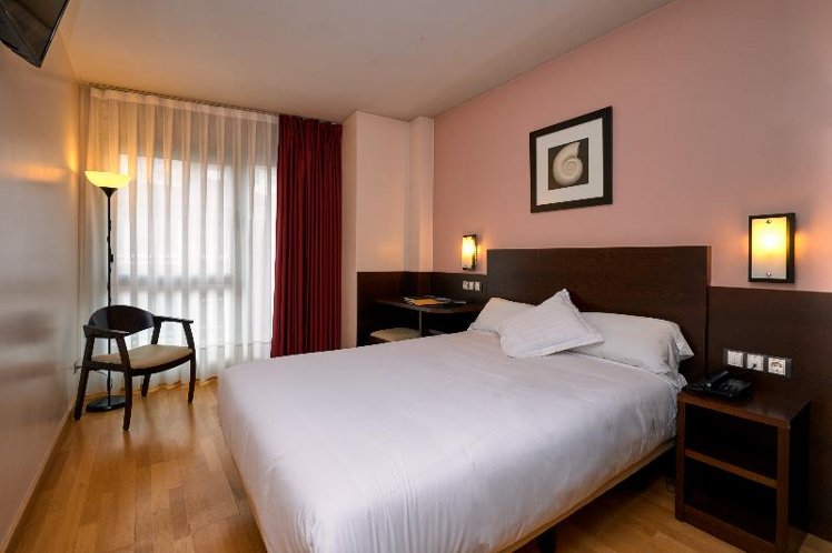 DOUBLE STANDARD Room