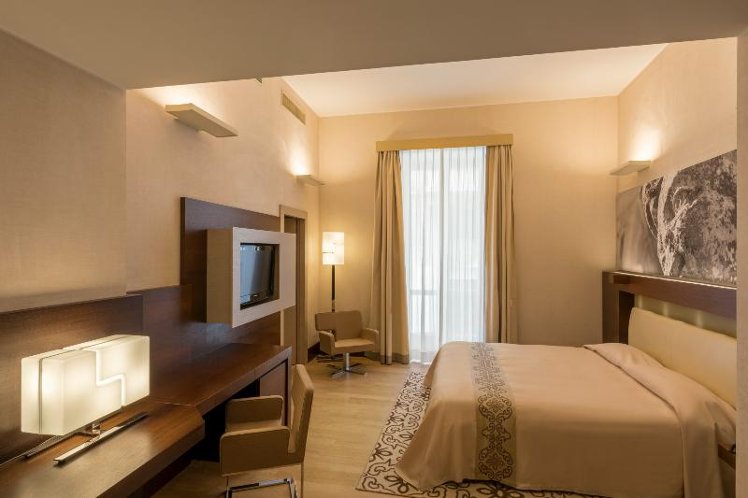 DOUBLE SINGLE USE EXECUTIVE Room
