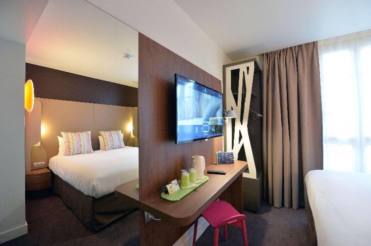 DOUBLE STANDARD Room