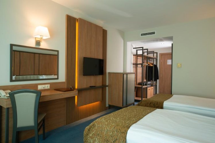 TWIN STANDARD Room