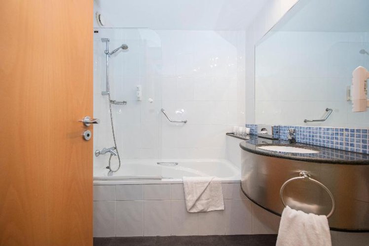 TWIN STANDARD Room