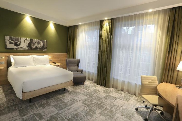 DOUBLE STANDARD Room