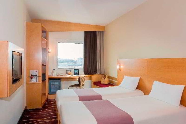 DOUBLE SUPERIOR Room