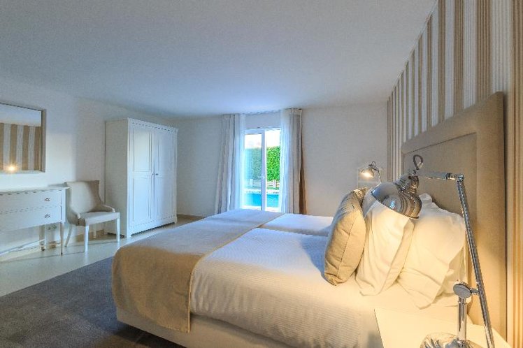 VILLA FIVE BEDROOMS Room