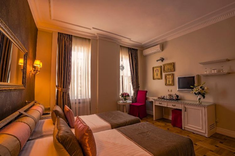 DOUBLE STANDARD Room