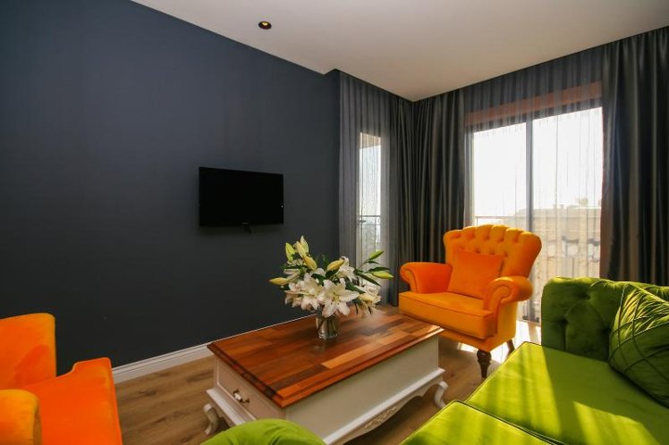 SUITE KING SIZE BED Room
