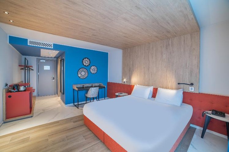 SINGLE STANDARD Room
