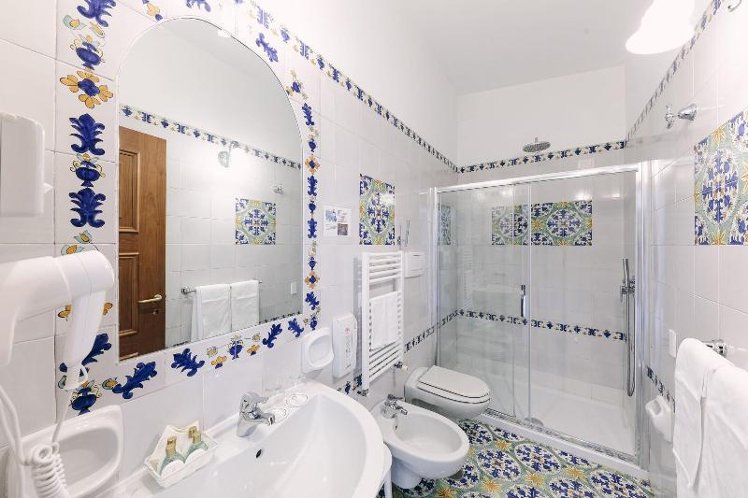 DOUBLE COMFORT Room