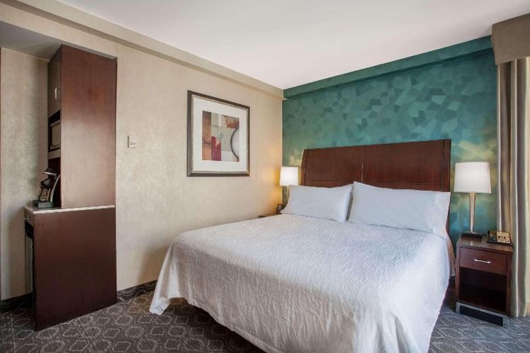 DOUBLE KING SIZE BED Room