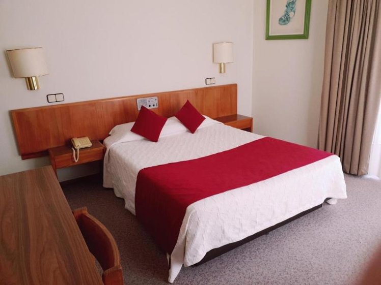 DOUBLE STANDARD Room