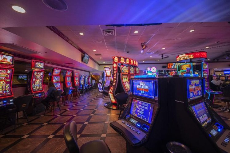 Ellis Island Casino Hotel and Brewery