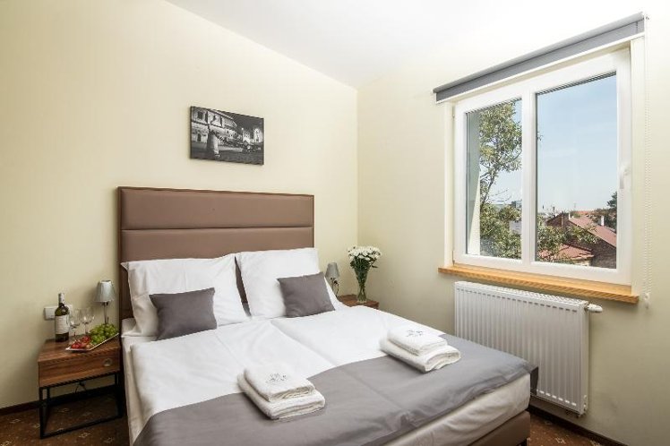 DOUBLE STANDARD Room