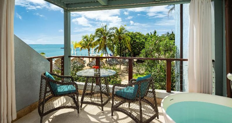 VILLA HONEYMOON Room