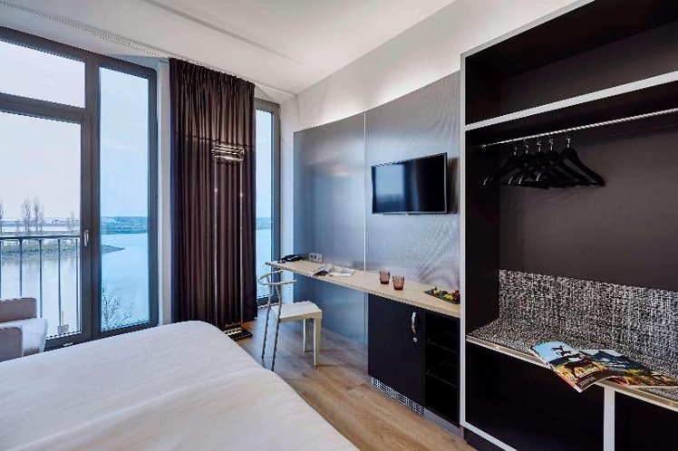 Room RIVER VIEW Room
