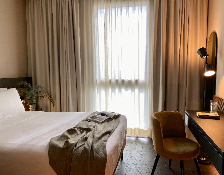 DOUBLE STANDARD Room