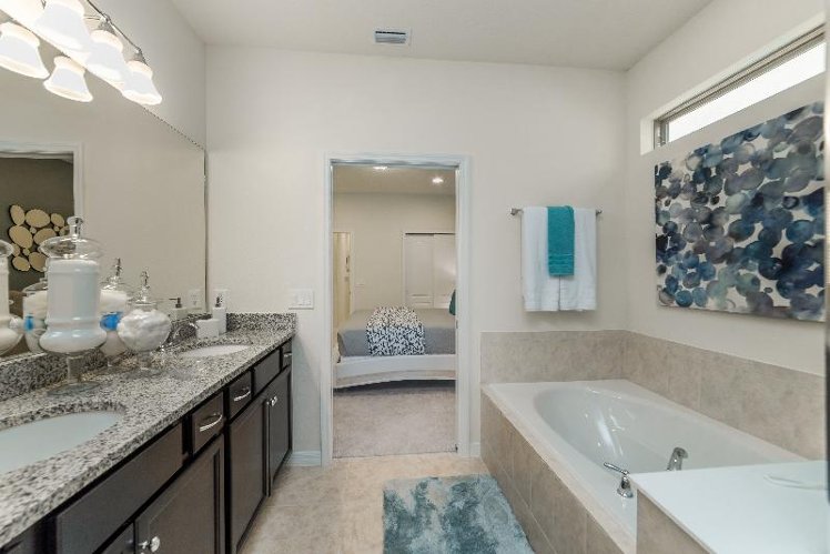 HOME SIX BEDROOMS WITH PRIVATE POOL Room