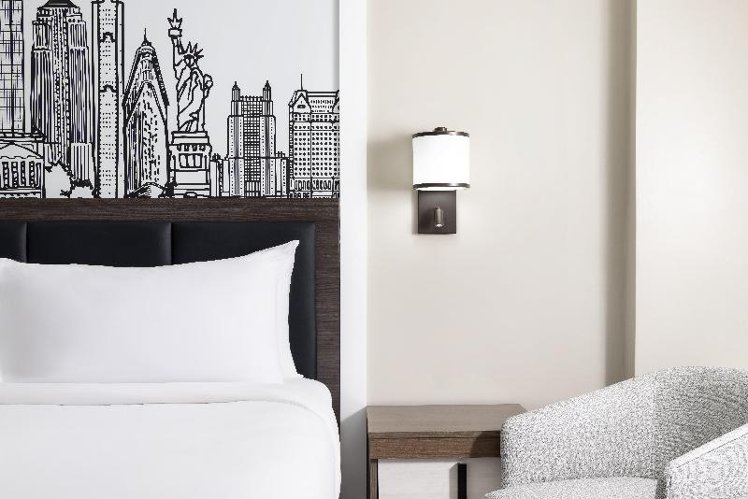 DOUBLE PREMIUM KING BED Room