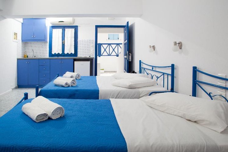 TRIPLE STANDARD Room