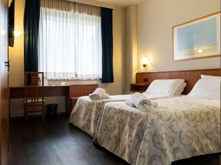 QUADRUPLE Accessible Room