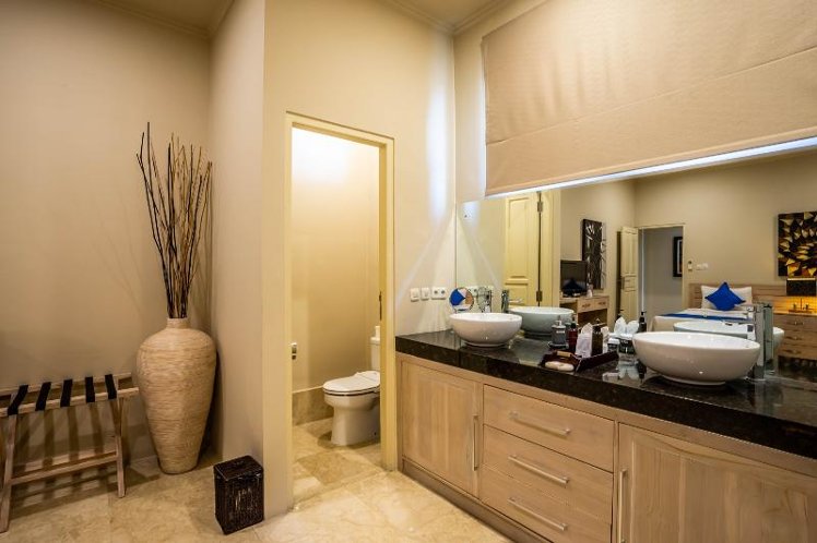 SUITE THREE BEDROOMS Room