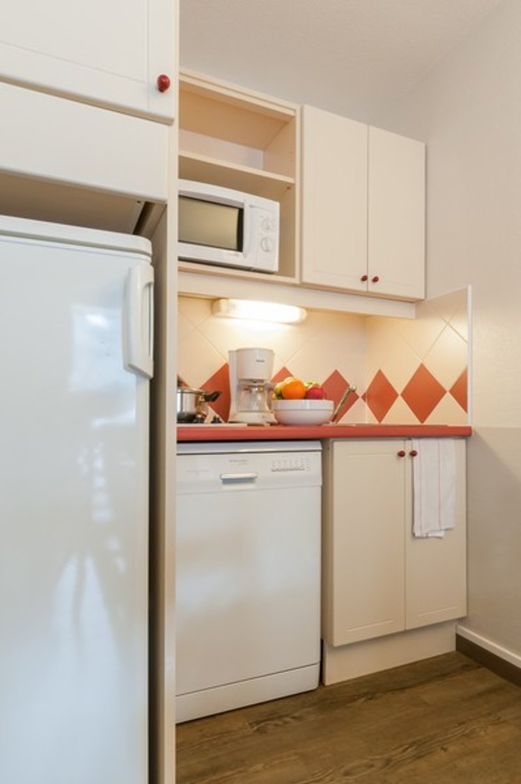 STUDIO CAPACITY 4 Room