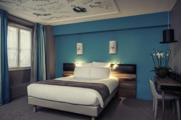 DOUBLE SUPERIOR Room