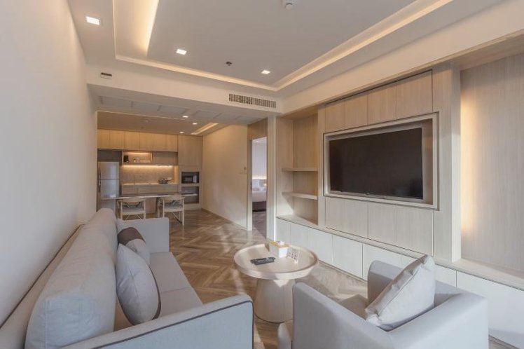 SUITE KING BED WITH JACUZZI Room
