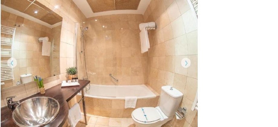 TRIPLE STANDARD Room