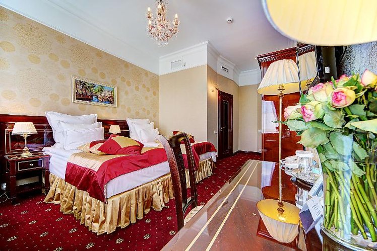 DOUBLE SINGLE USE DELUXE Room