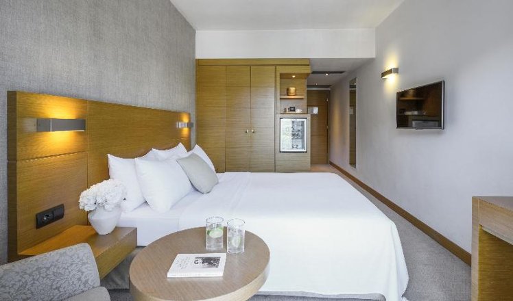 DOUBLE ONE BEDROOM Room