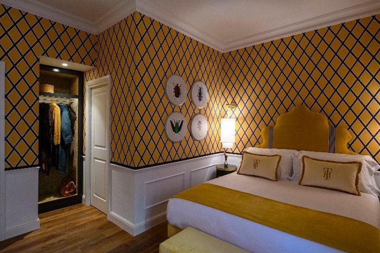 DOUBLE CLASSIC Room