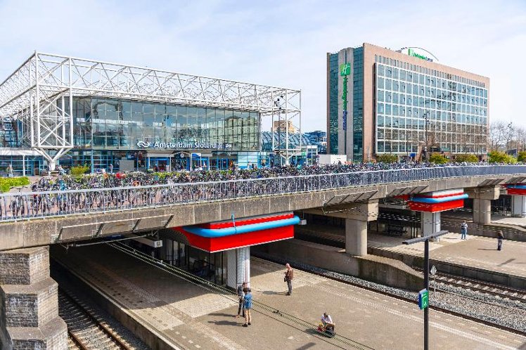 Holiday Inn Express Amsterdam-Sloterdijk Station