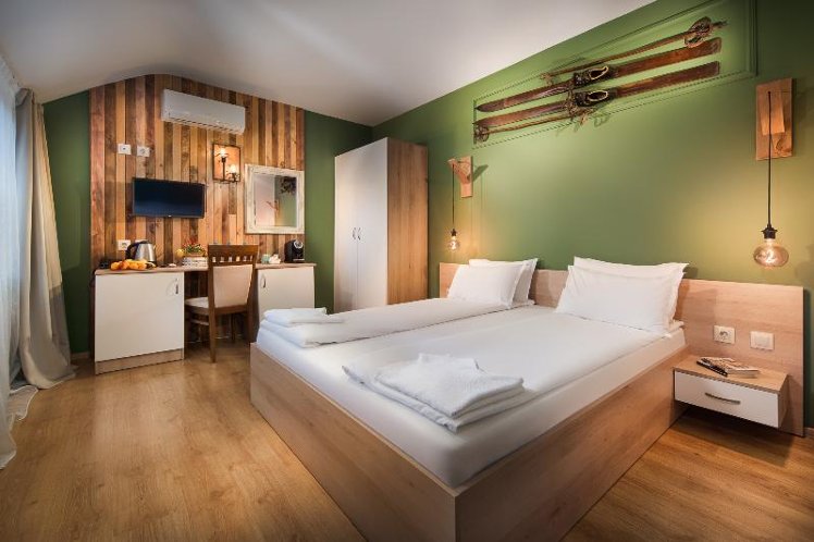 TRIPLE THREE BEDS Room