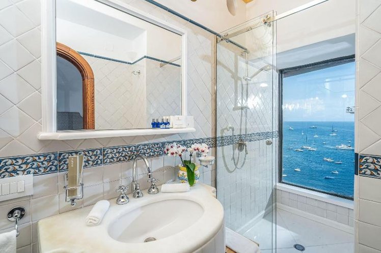 JUNIOR SUITE SEA VIEW WITH BALCONY Room