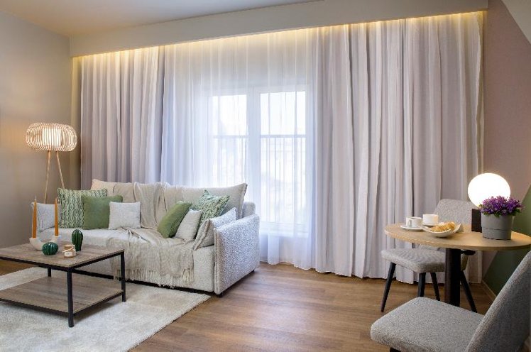 SUITE KING SIZE BED Room
