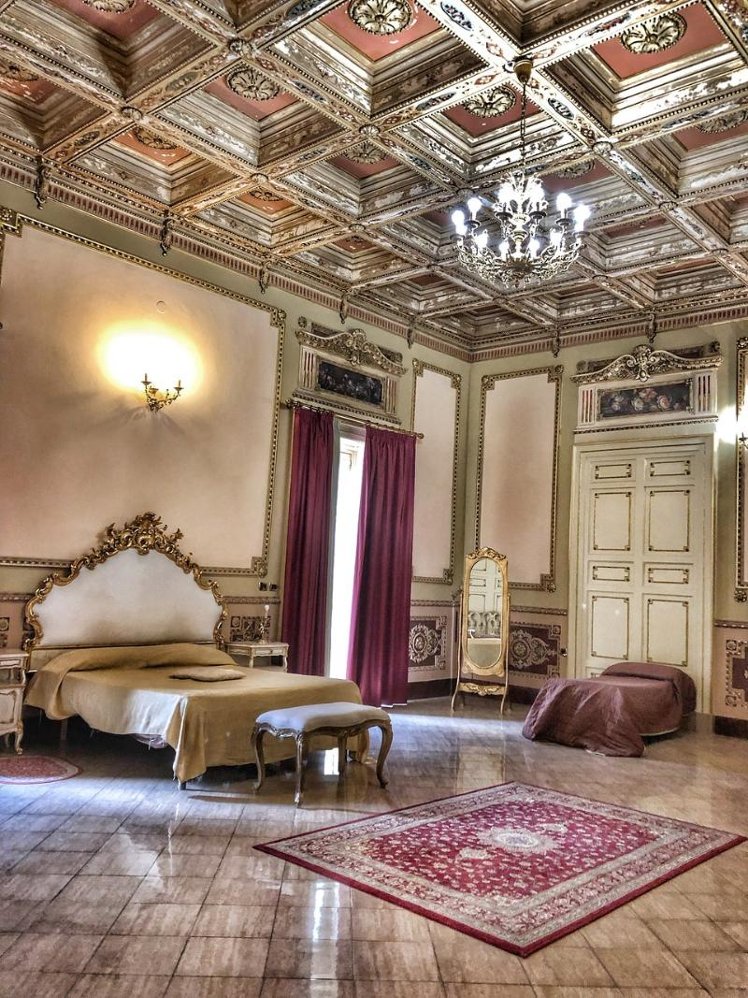 TRIPLE STANDARD Room