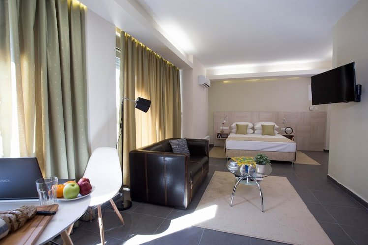 STUDIO SUPERIOR Room