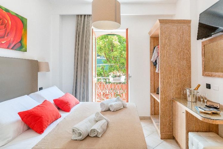 DOUBLE SUPERIOR GARDEN VIEW Room