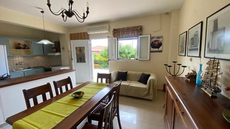 HOME GARDEN VIEW Room
