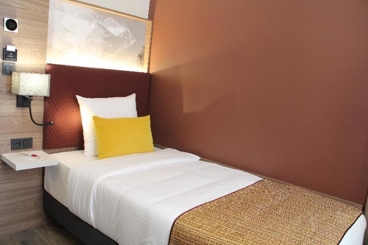 SINGLE COMFORT Room