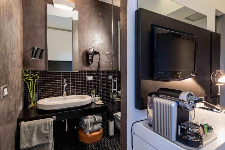 DOUBLE DELUXE Room