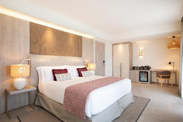 DOUBLE SEA VIEW Room