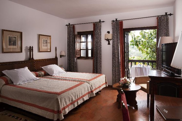 DOUBLE STANDARD Room