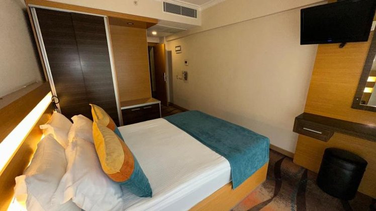 DOUBLE LAND VIEW Room