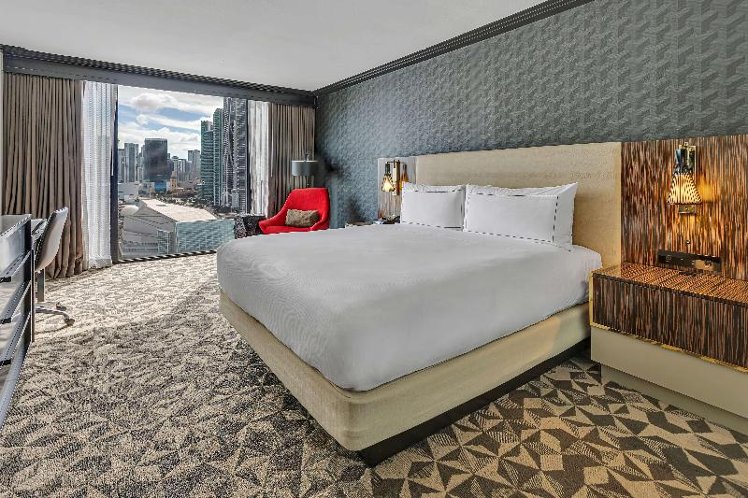 DOUBLE KING SIZE BED Room