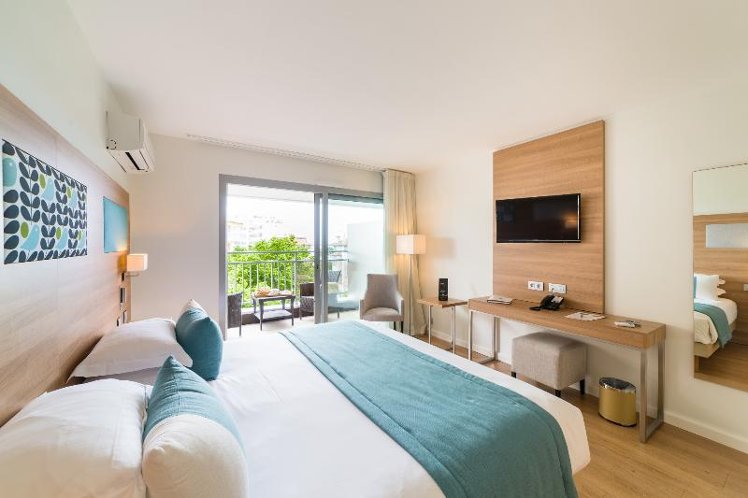 DOUBLE SUPERIOR Room