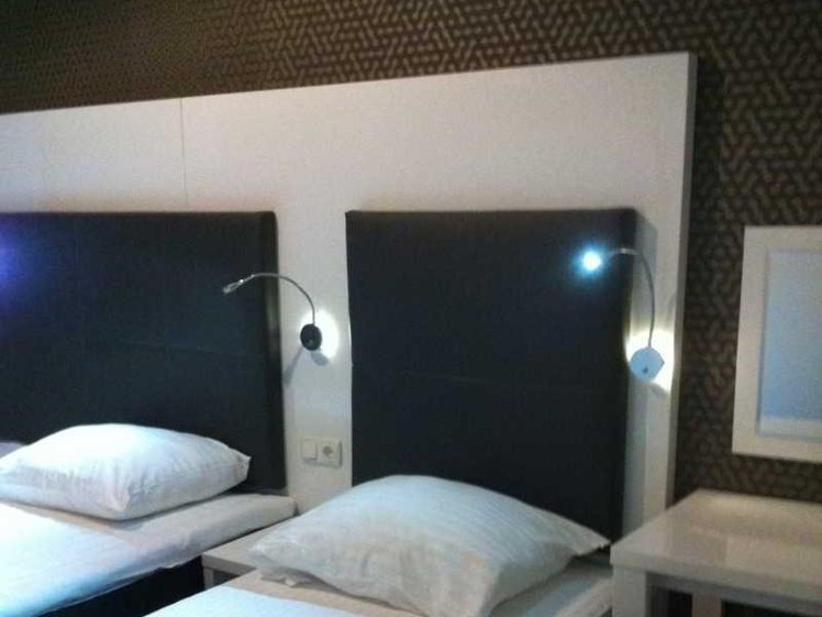 QUADRUPLE BASIC Room