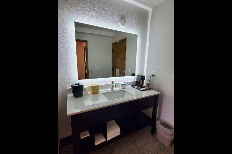 Room TWO QUEEN BEDS Room