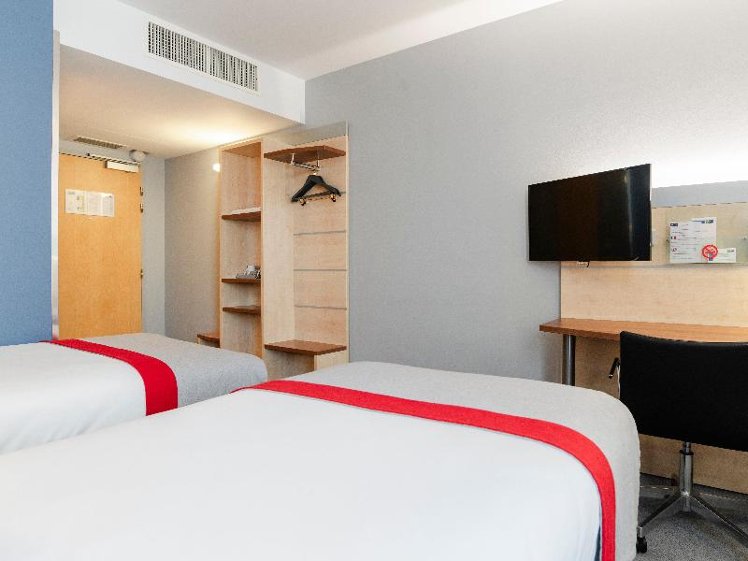 TWIN STANDARD Room